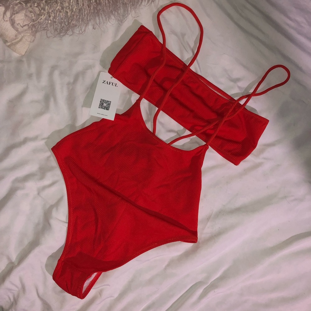 Zaful two piece bikini 🍒